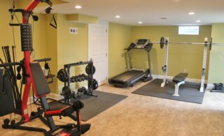 home gym with basic equipment