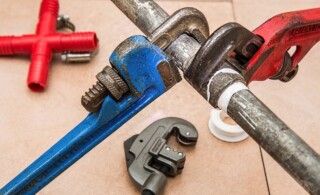 Handyman plumbing tools